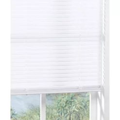 Project Source 58 X 64 Cordless 1-in Light Filtering Blind White -Project Source Shop 889878 10554796